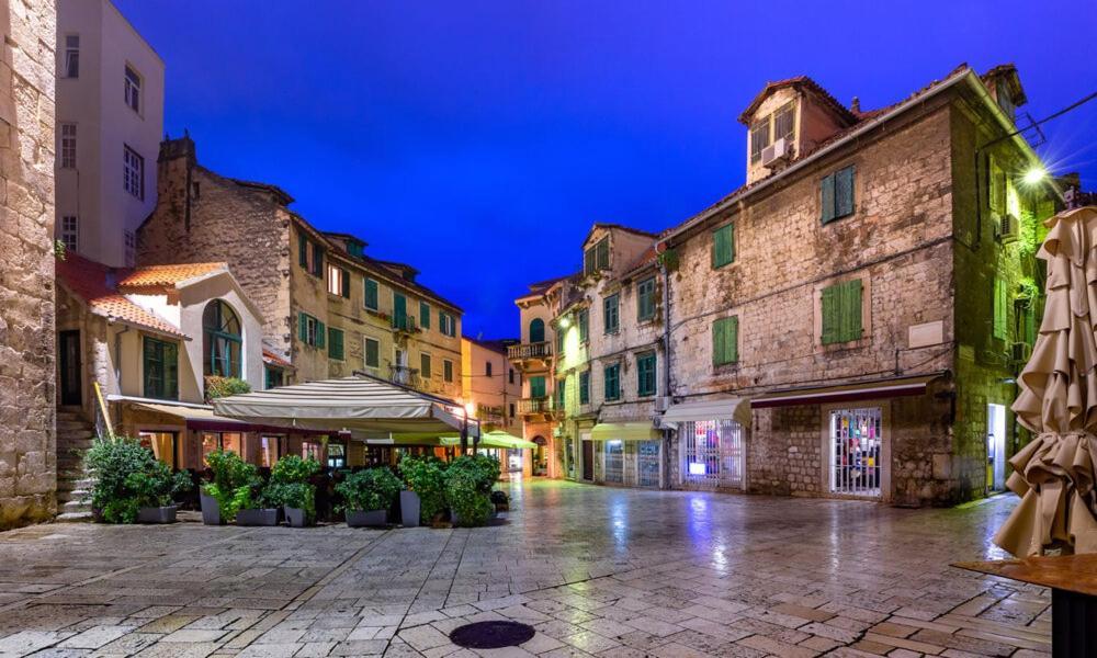 City Center Apartment Soldic Split Exterior photo